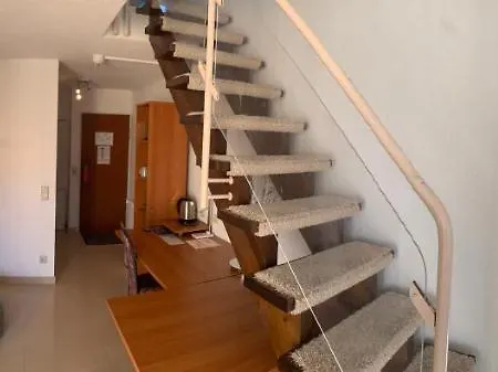 Private Im Gebaeude Des Graf Eberhard Appartement *