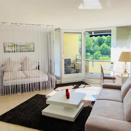 Private Im Gebaeude Des Graf Eberhard Apartment *