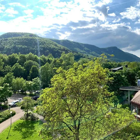 Private Im Gebaeude Des Graf Eberhard *